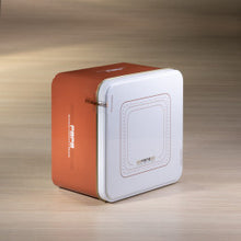 Carica l'immagine nel visualizzatore di Gallery, Latta Papa con Confetti "Cioccogolosone" incartati sing. 500gr - vari colori